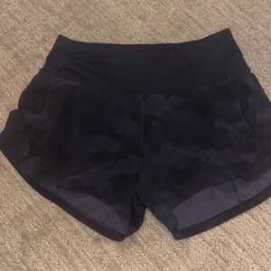 Lululemon speed up short size 2